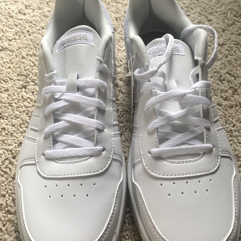 Adidas Hoops 2.0